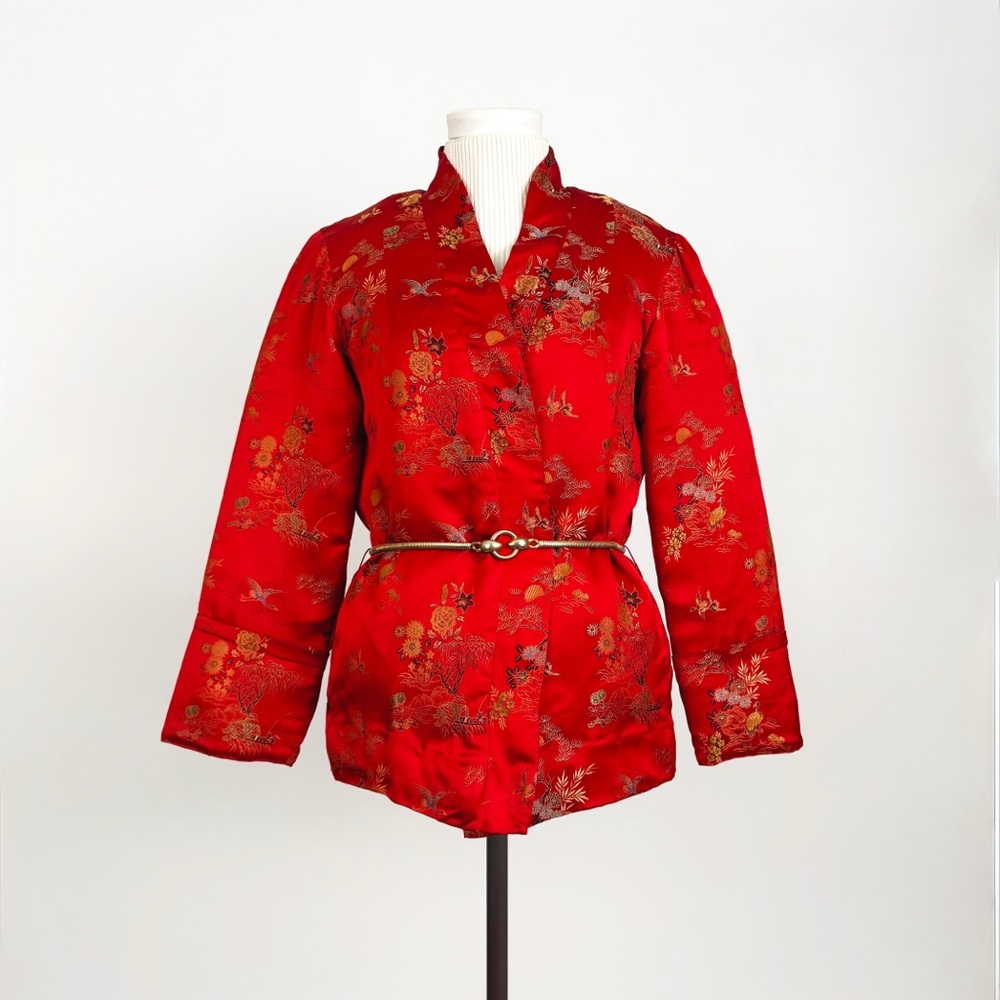 Vintage 80’s Chinese-Patterned Satin Quilted Kimono Jacket in Red | Size M